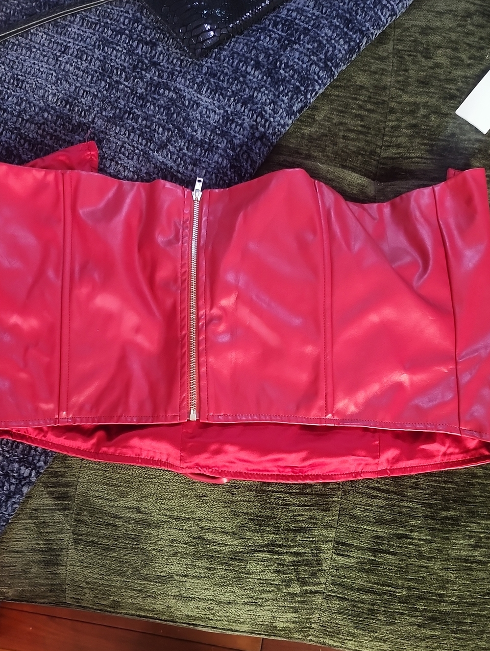 Akira In Bloom PU Belt - Red New 1X/2X 21"-22" Pit To Pit Under bust Corset - Picture 12 of 13